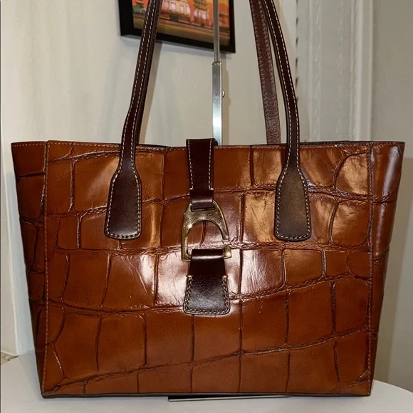 Dooney & Bourke Croco Small Shannon Tote Embossed Leather Top Handle Hook & Loop - Picture 1 of 9